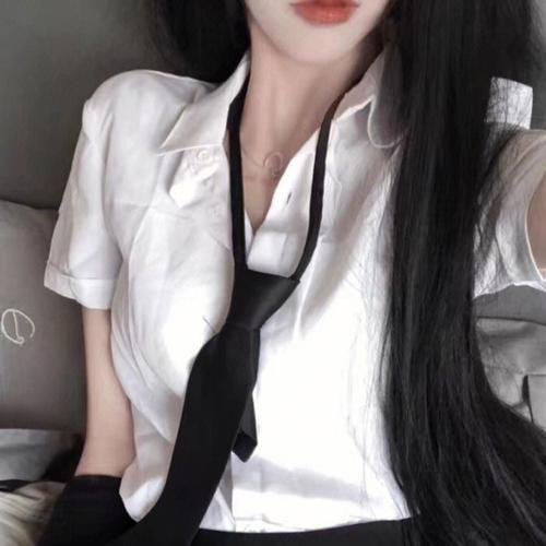 魔法少女姐妹优优和宁宁